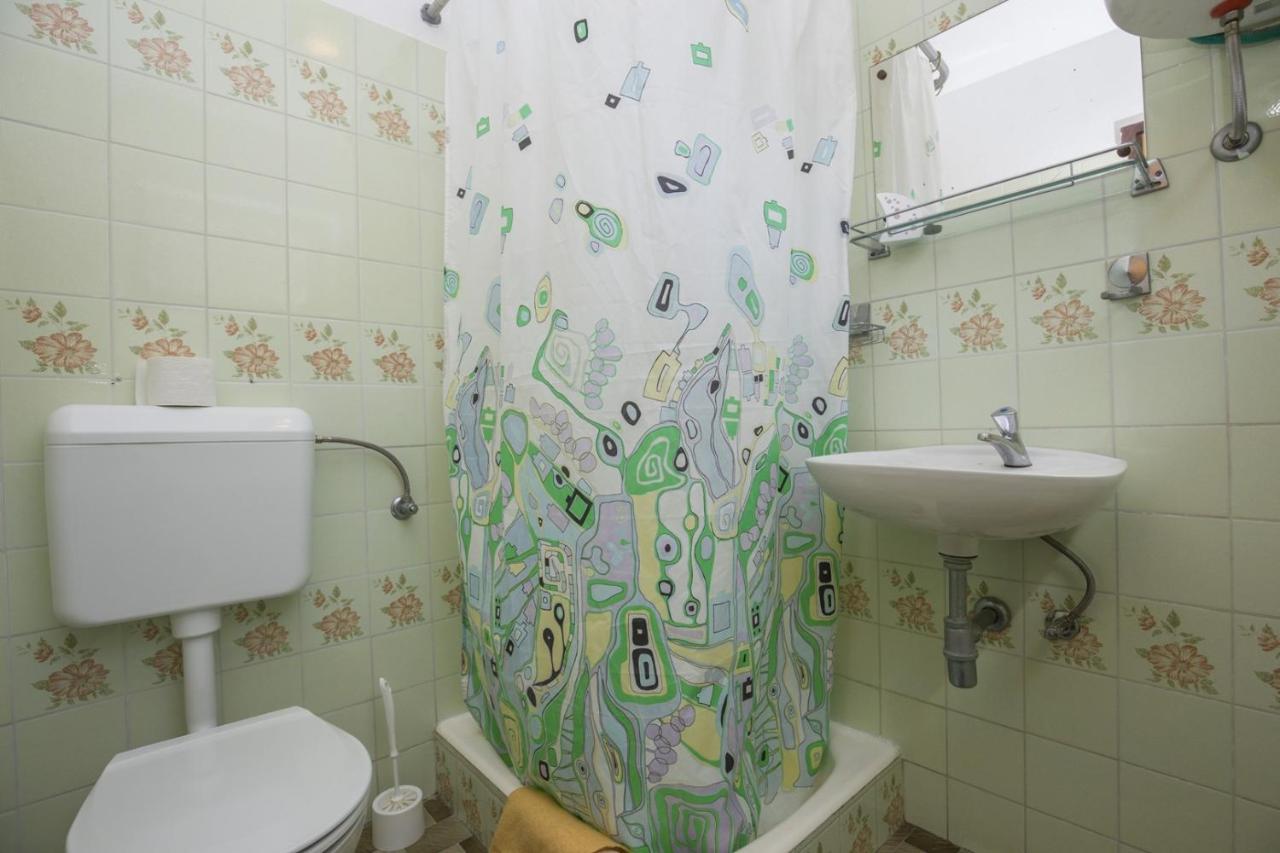Rooms Padovan Banjol 외부 사진