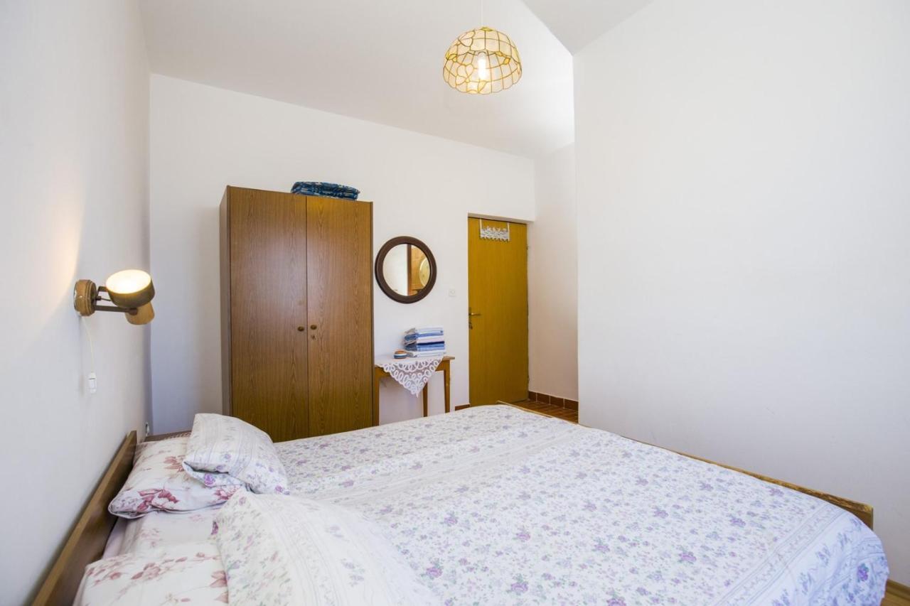 Rooms Padovan Banjol 외부 사진